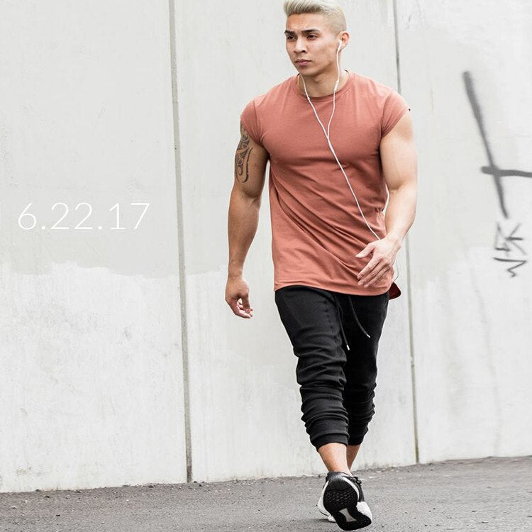 Sleeveless T-shirt